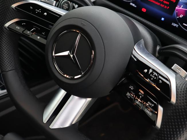 MERCEDES-BENZ CLA Class Photo 41