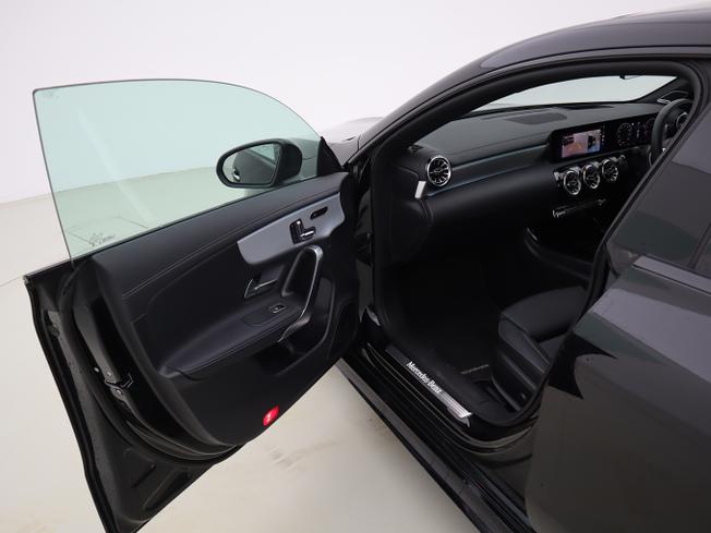 MERCEDES-BENZ CLA Class Photo 43