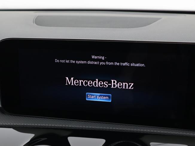 MERCEDES-BENZ CLA Class Photo 27