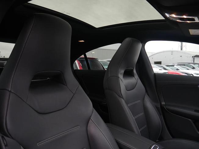 MERCEDES-BENZ CLA Class Photo 36