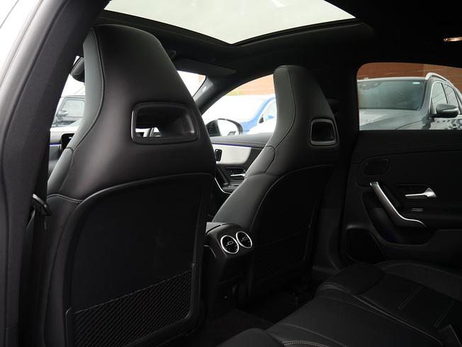 MERCEDES-BENZ CLA Class Photo 43