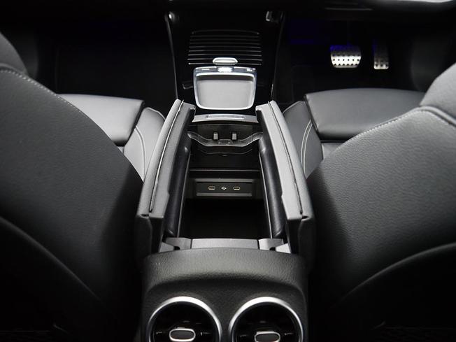 MERCEDES-BENZ CLA Class Photo 48