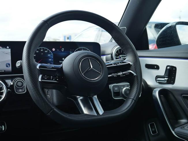 MERCEDES-BENZ CLA Class Photo 42