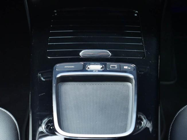 MERCEDES-BENZ CLA Class Photo 46