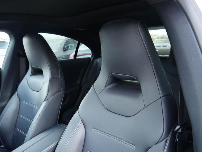 MERCEDES-BENZ CLA Class Photo 49