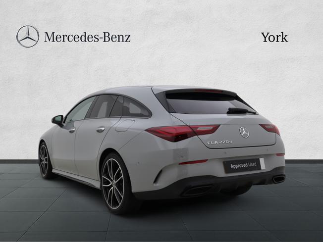 MERCEDES-BENZ CLA Class Photo 2
