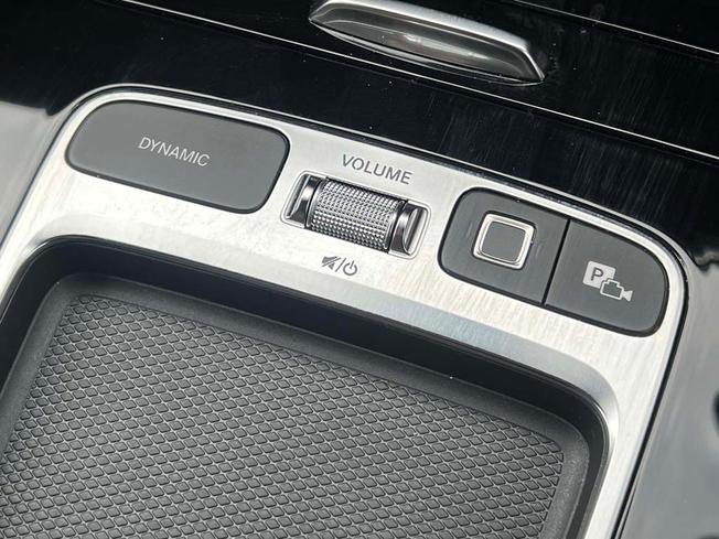 MERCEDES-BENZ CLA Class Photo 39