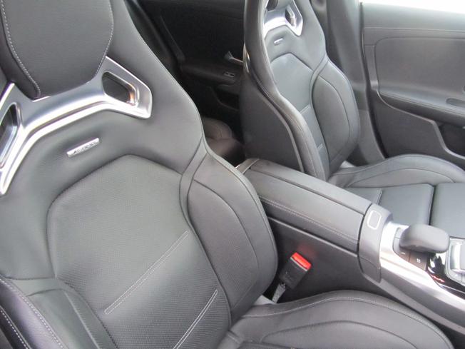 MERCEDES-BENZ Cla Class Photo 12