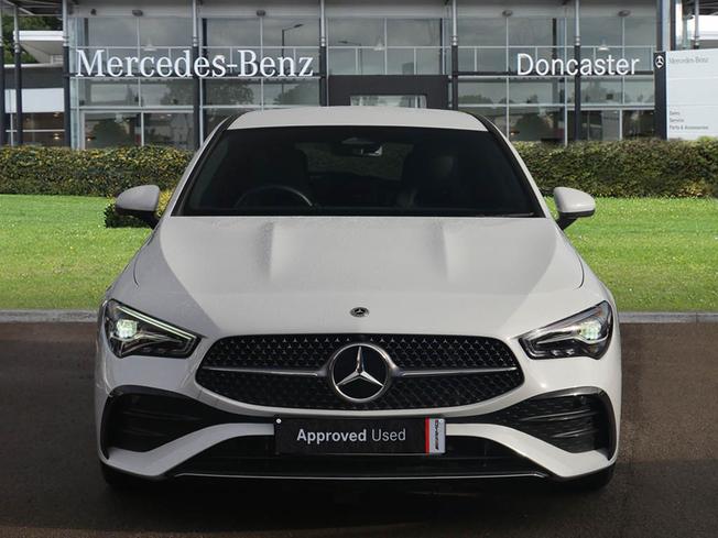 MERCEDES-BENZ CLA Class Photo 10