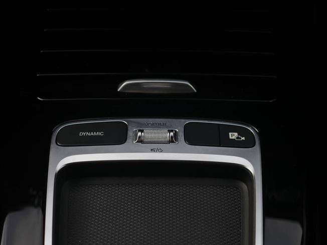MERCEDES-BENZ CLA Class Photo 46