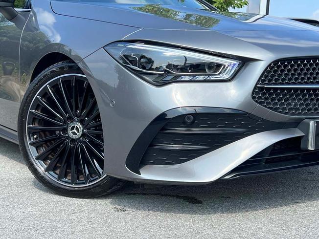 MERCEDES-BENZ CLA Class Photo 12
