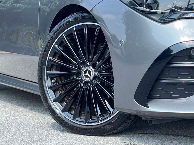 MERCEDES-BENZ CLA Class Photo 15