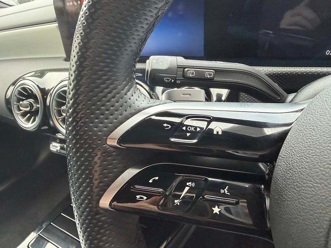 MERCEDES-BENZ Cla Class Photo 27