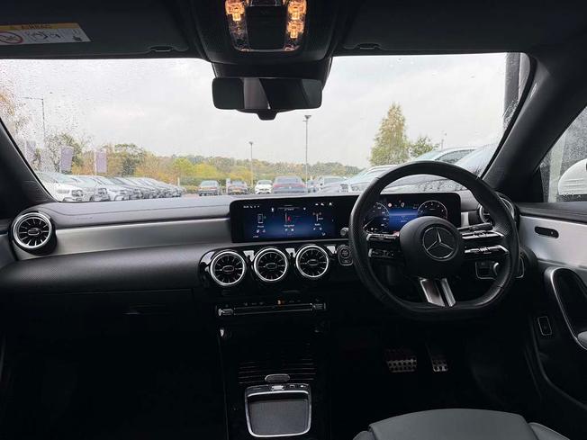 MERCEDES-BENZ Cla Class Photo 5