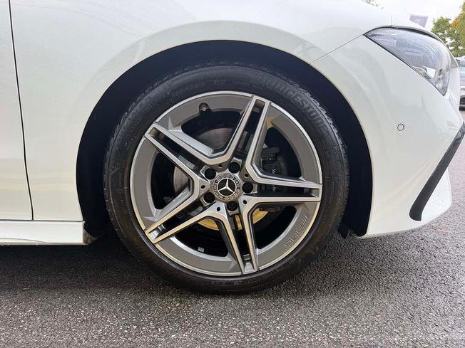 MERCEDES-BENZ Cla Class Photo 6