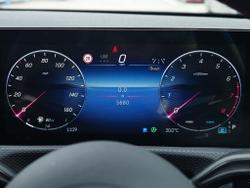 MERCEDES-BENZ CLA Class Photo 4