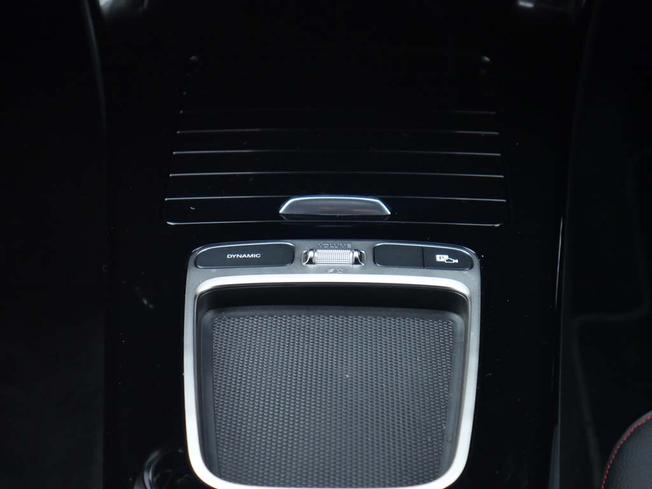 MERCEDES-BENZ CLA Class Photo 45