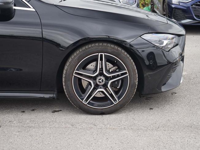 MERCEDES-BENZ CLA Class Photo 6