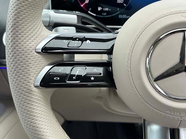 MERCEDES-BENZ S Class Photo 24