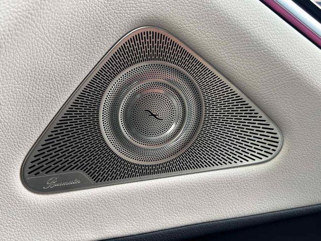 MERCEDES-BENZ S Class Photo 41