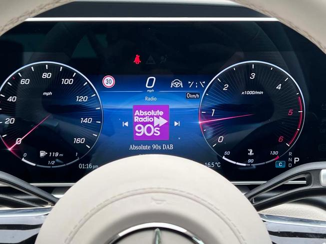 MERCEDES-BENZ S Class Photo 47