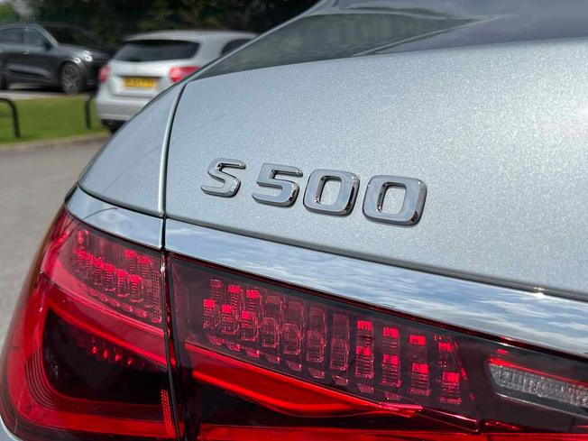 MERCEDES-BENZ S Class Photo 21