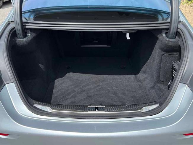 MERCEDES-BENZ S Class Photo 9