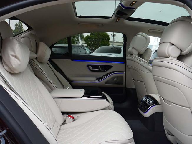 MERCEDES-BENZ S Class Photo 36
