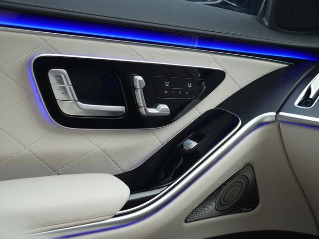 MERCEDES-BENZ S Class Photo 47