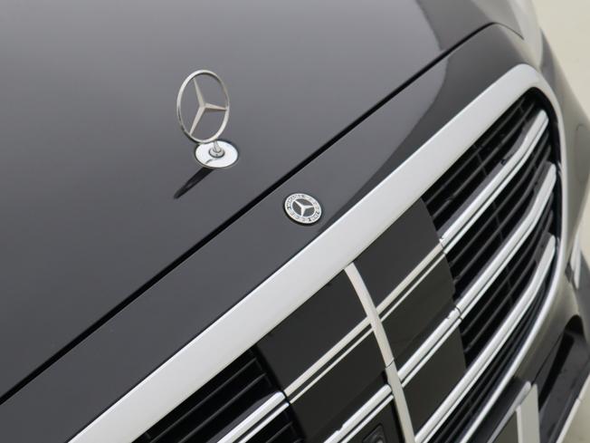 MERCEDES-BENZ S Class Photo 18
