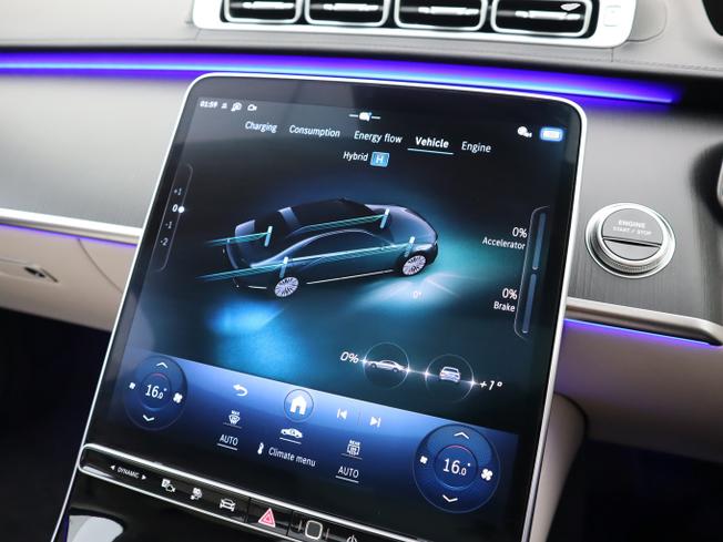 MERCEDES-BENZ S Class Photo 39