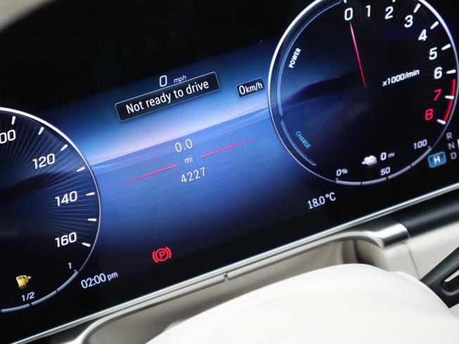 MERCEDES-BENZ S Class Photo 4