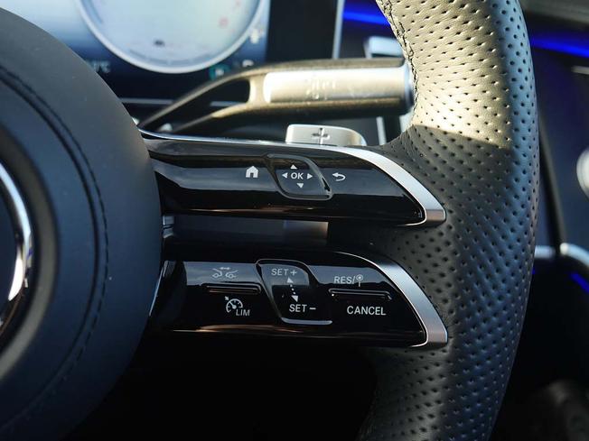 MERCEDES-BENZ S Class Photo 13