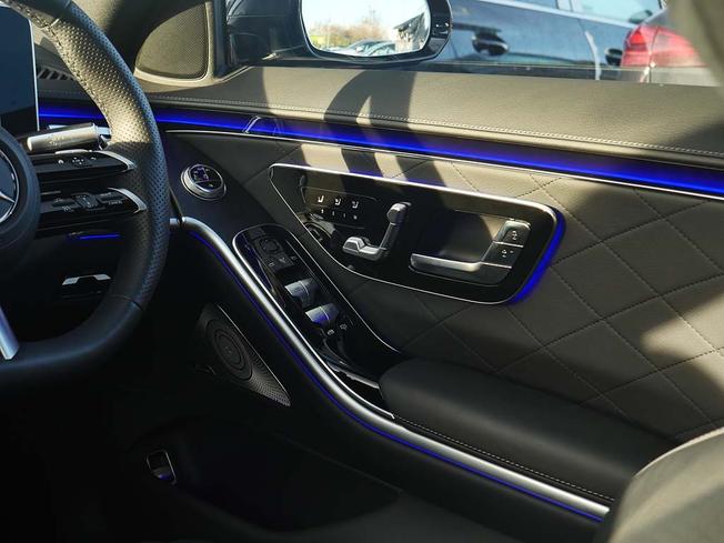 MERCEDES-BENZ S Class Photo 42