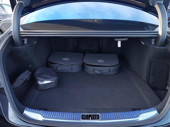 MERCEDES-BENZ S Class Photo 9
