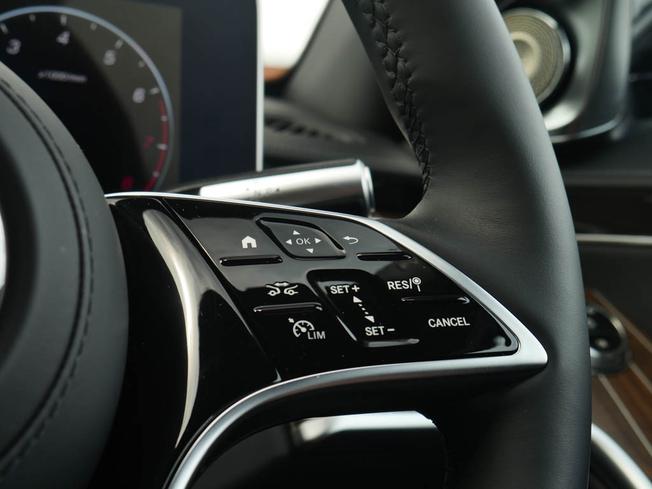 MERCEDES-BENZ Maybach S Class Photo 13