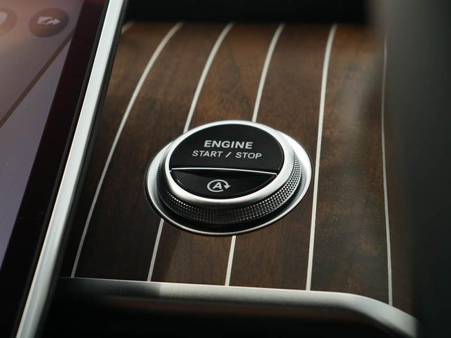 MERCEDES-BENZ Maybach S Class Photo 18