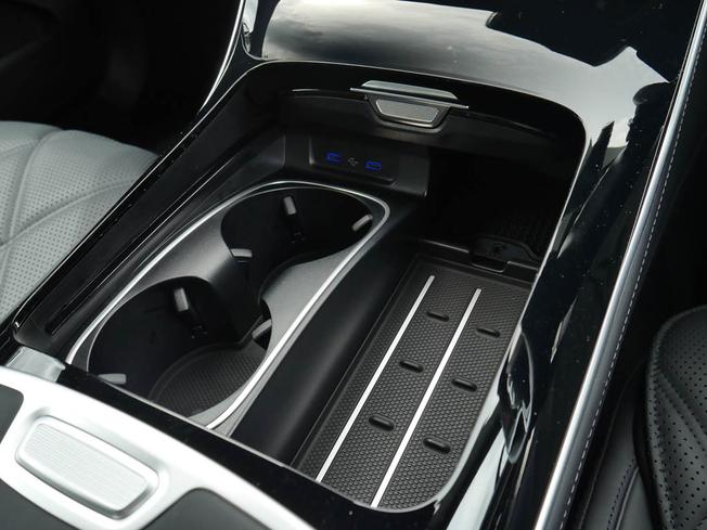 MERCEDES-BENZ Maybach S Class Photo 19