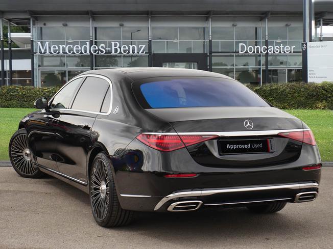 MERCEDES-BENZ Maybach S Class Photo 2