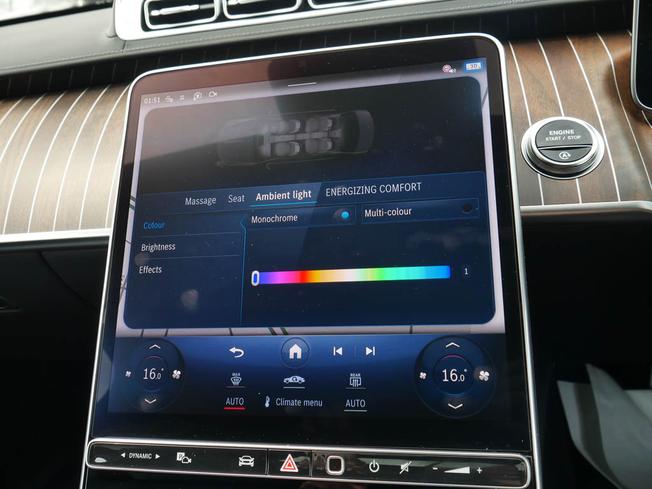 MERCEDES-BENZ Maybach S Class Photo 22