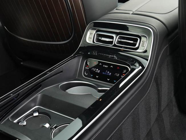 MERCEDES-BENZ Maybach S Class Photo 34