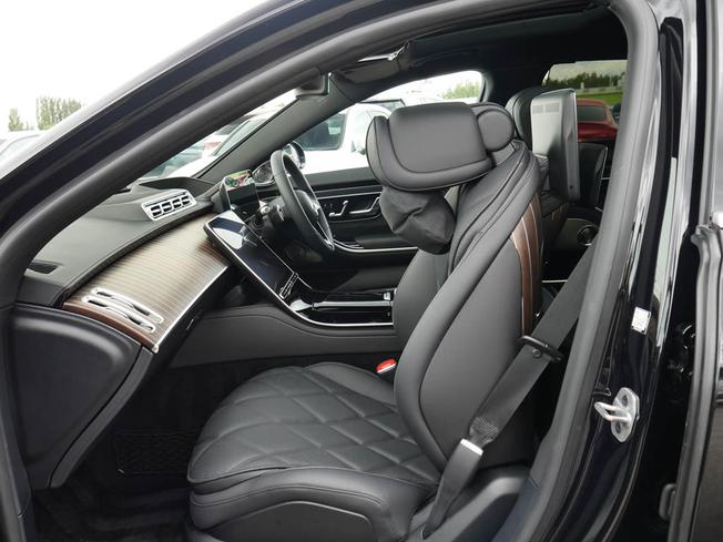 MERCEDES-BENZ Maybach S Class Photo 38