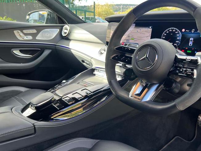 MERCEDES-BENZ AMG GT Photo 28
