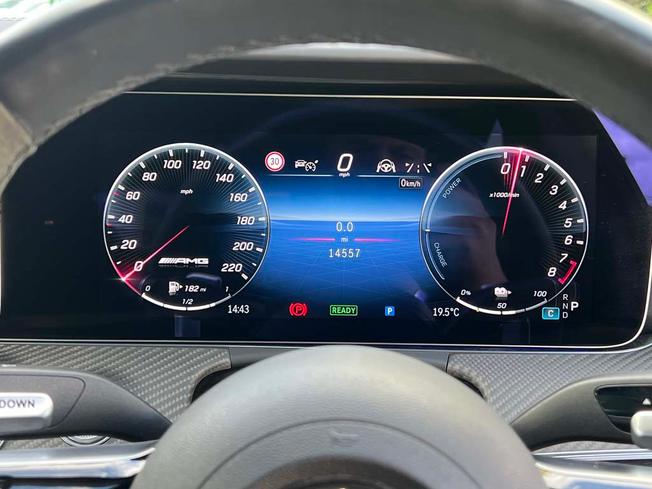 MERCEDES-BENZ AMG GT Photo 4