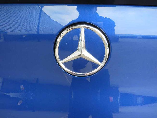 MERCEDES-BENZ EQC Photo 22