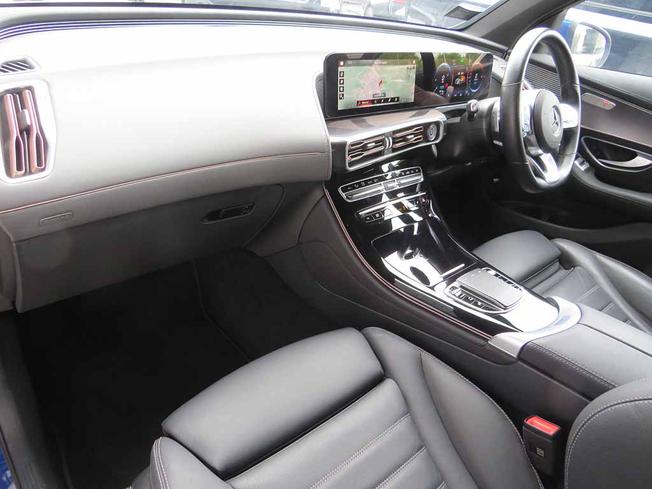 MERCEDES-BENZ EQC Photo 3