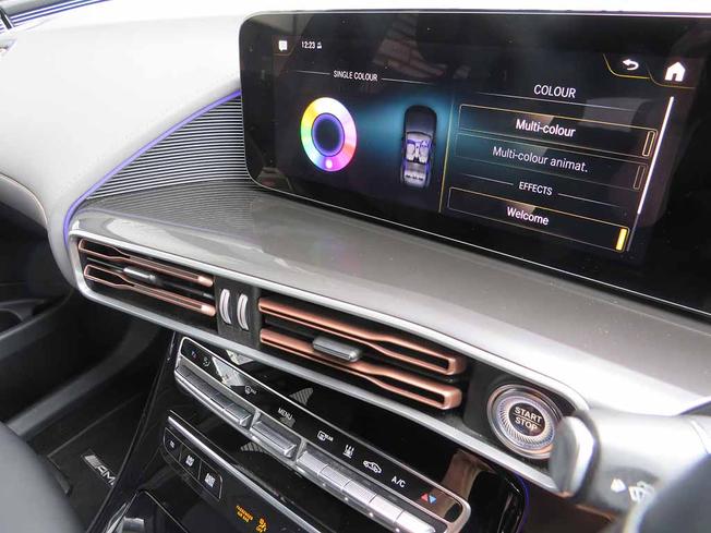 MERCEDES-BENZ EQC Photo 49