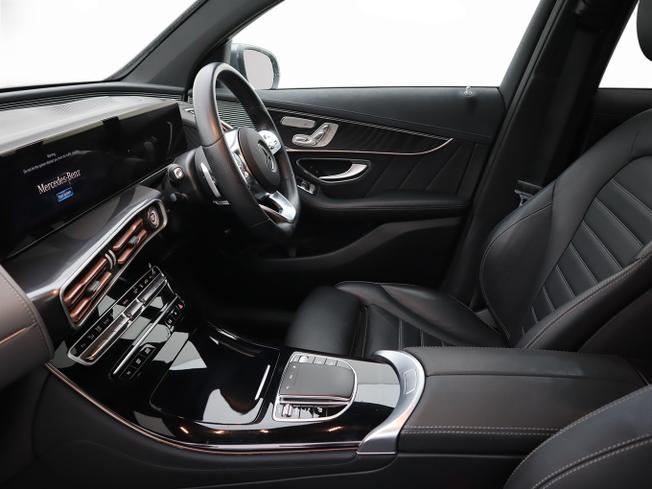MERCEDES-BENZ EQC Photo 20