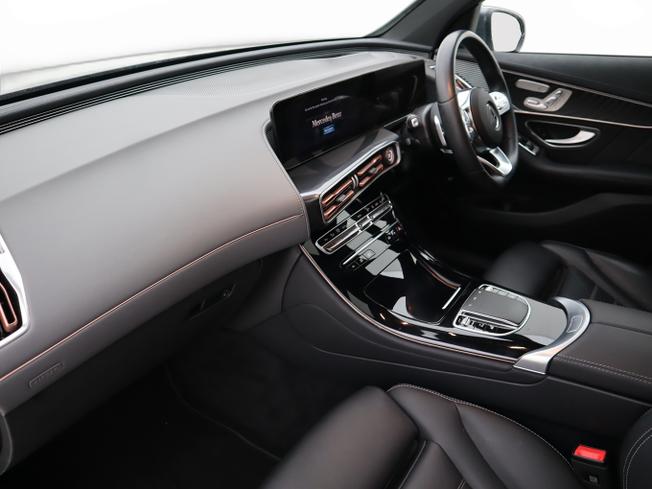 MERCEDES-BENZ EQC Photo 21