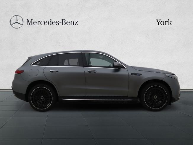 MERCEDES-BENZ EQC Photo 7